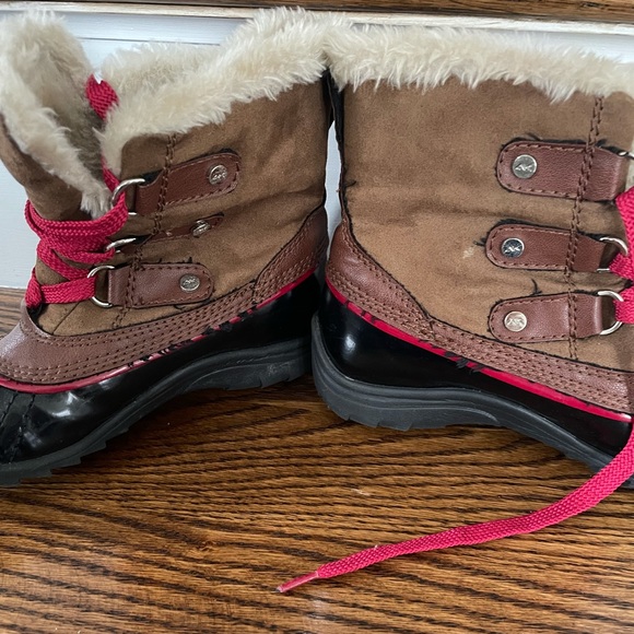 Ann Klein winter boots. - Picture 6 of 6